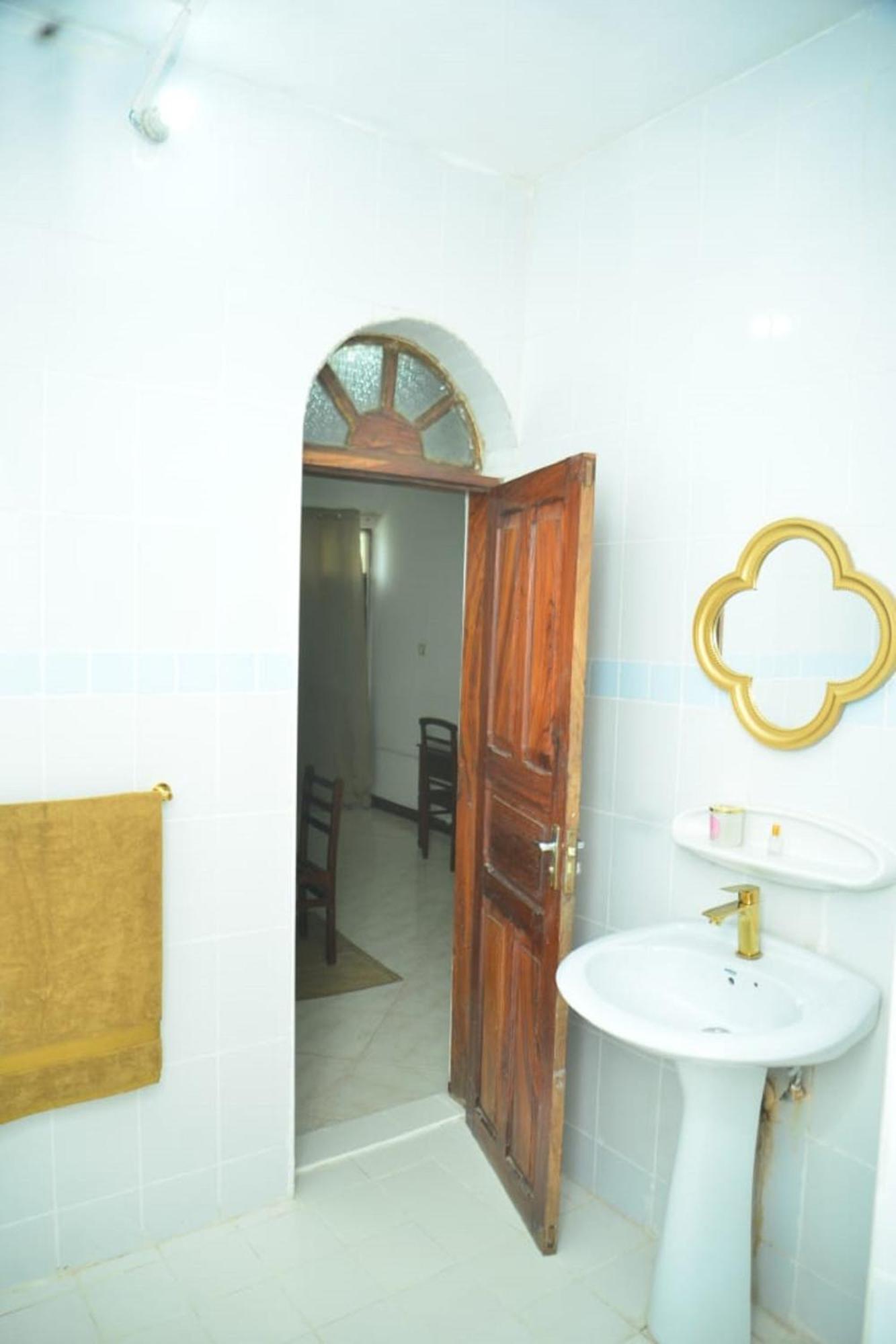 La Neisha Hotel Занзибар Экстерьер фото